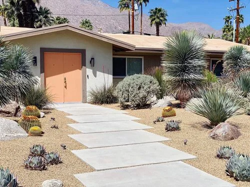 Inexpensive-Desert-Landscaping-Ideas-Pictures-4